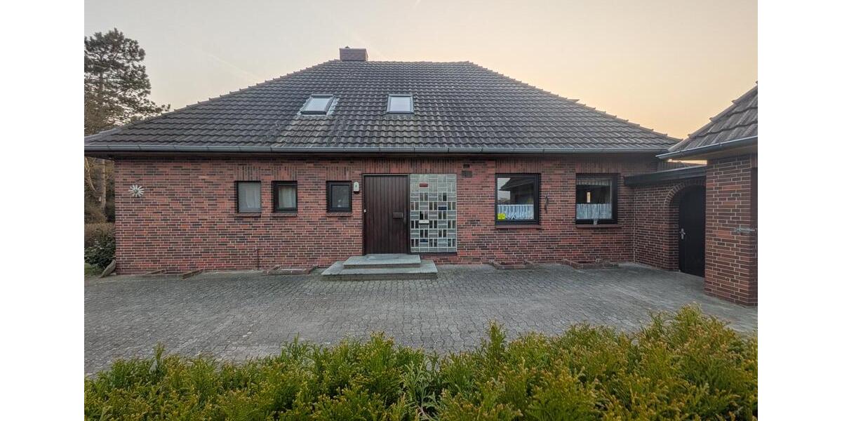 Einfamilienhaus Sulingen - 8 Zimmer, 166 m&sup2;, 324.000&euro; | Angebot:25450660