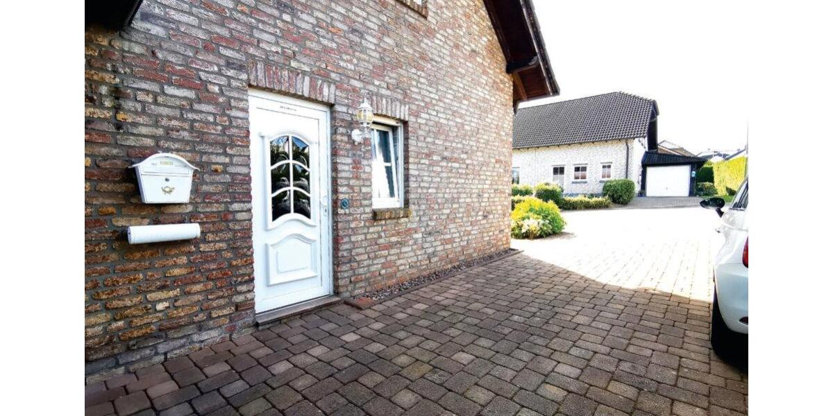 Doppelhaushälfte Neuenrade - 3 Zimmer, 101 m&sup2;, 234.000&euro; | Angebot:26223473