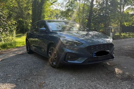 Ford Focus 34.000 km 18.300 &euro; Versmold 33775