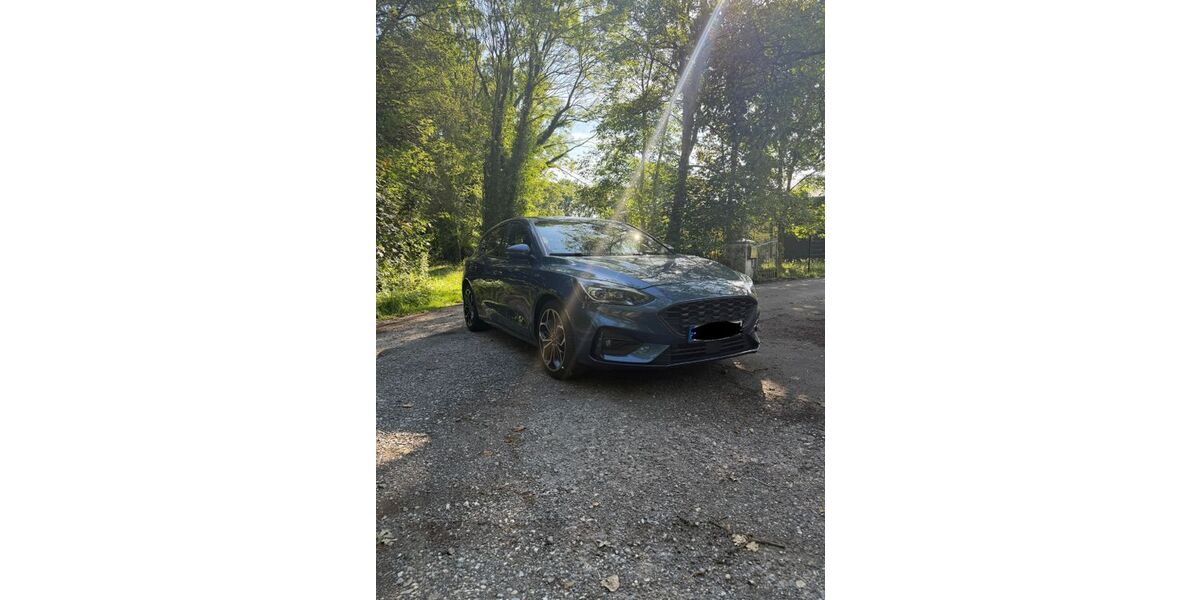 Ford Focus 34.000 km 18.300 &euro; Versmold 33775