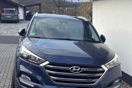 Hyundai TUCSON 157.000 km 13.999 &euro; Anhausen 56584