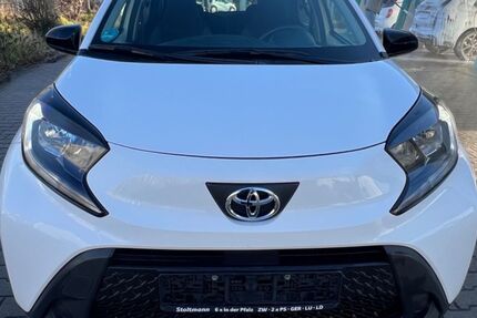 Toyota Aygo (X) 71.290 km 10.999 &euro; Germersheim 76726