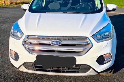 Ford Kuga 87.000 km 14.500 &euro; Leer 26789