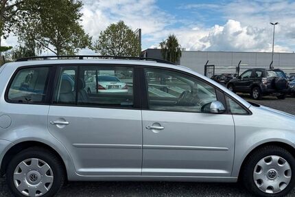 VW Touran 141.360 km 7.900 &euro; Lollar 35457