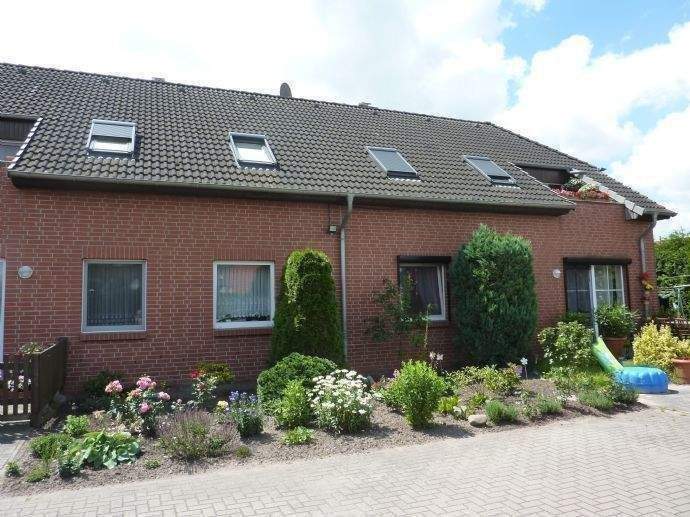 Sonnige 3-Zi-EG-Whg mit Terrasse, 4-Familienhaus, Garage inklusiv 3 zimmer