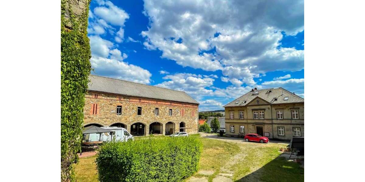 Einfamilienhaus Neustadt - 8.5 Zimmer, 329 m&sup2;, 280.000&euro; | Angebot:24560911