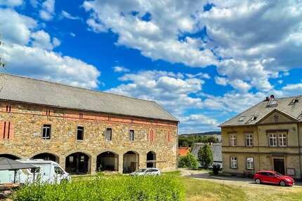 Haus Neustadt - 8.5 Zimmer, 329 m&sup2;, 280.000&euro; | Angebot:24560911