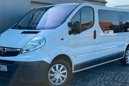 Opel Vivaro 149.999 km 9.999 &euro; Bitterfeld-Wolfen 06766