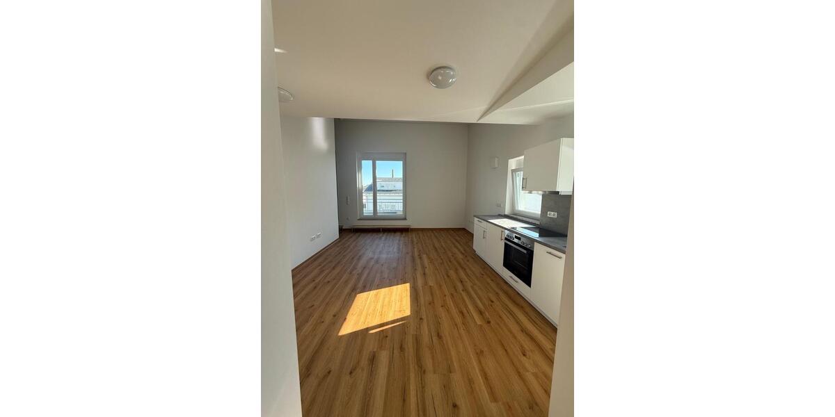 Einfamilienhaus Kemnath - 2 Zimmer, 59 m&sup2;, 690&euro; | Angebot:26176528