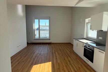 Haus Kemnath - 2 Zimmer, 59 m&sup2;, 690&euro; | Angebot:26176528
