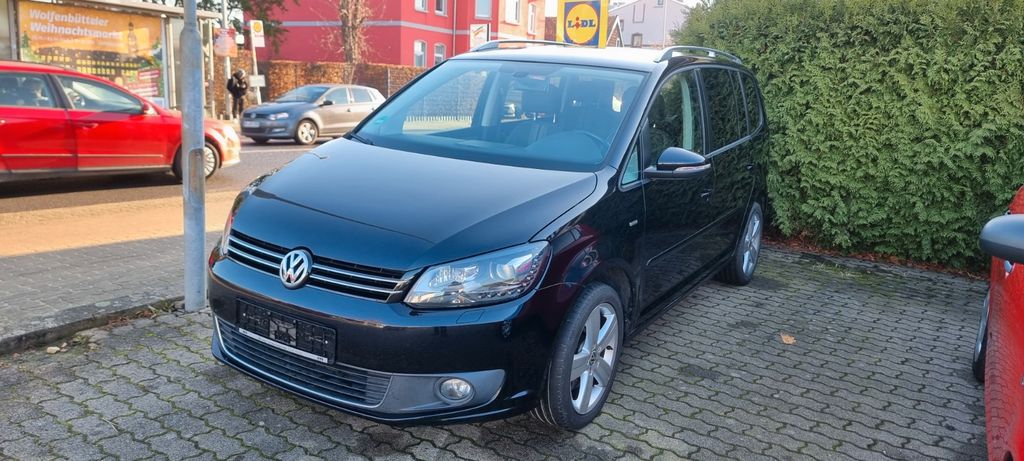 VW Touran 147.000 km 9.980 &euro; Wolfenbüttel 38304