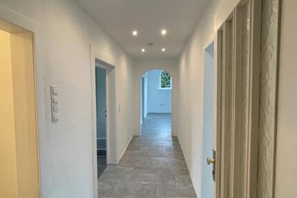 Wohnung Kaufungen - 1 Zimmer, 81 m&sup2;, 900&euro; | Angebot:25590700