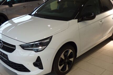 Opel Corsa 10.600 km 21.900 &euro; Ahorntal 95491