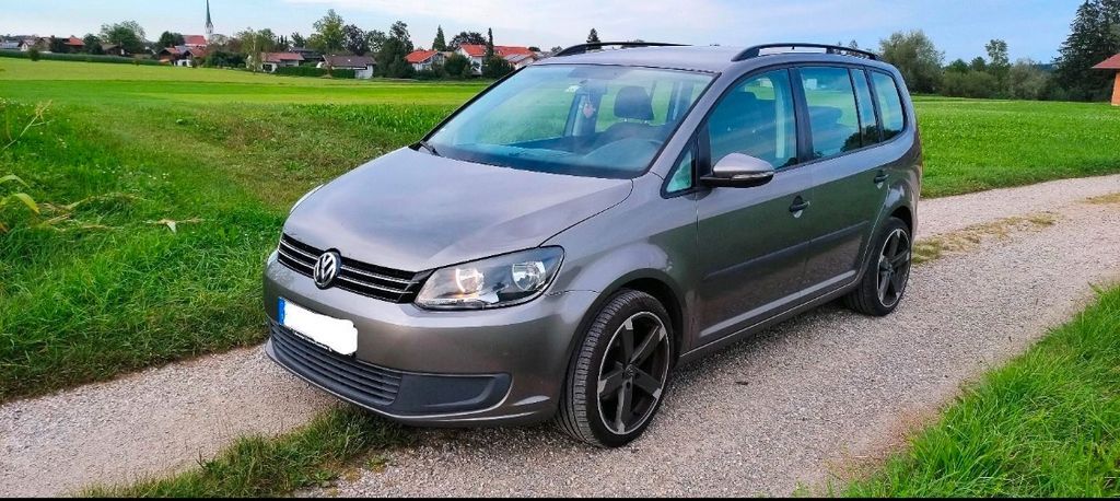 VW Touran 206.000 km 6.999 € Eggstätt 83125