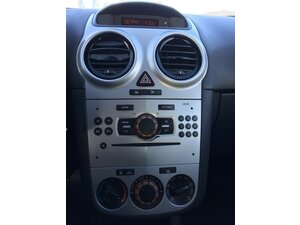Opel Corsa Selection,Klima,ESP.,Tüv Neu! 172.000 km 4.200 &euro; Himmelkron 95502