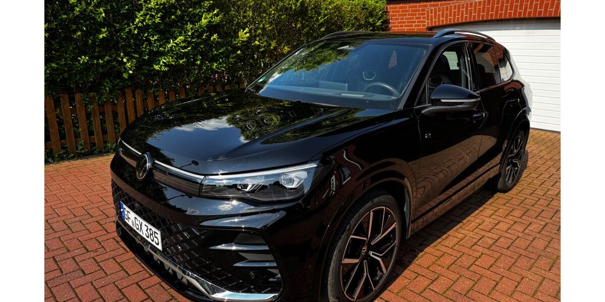 VW Tiguan 23.500 km 44.400 &euro; Calberlah 38547