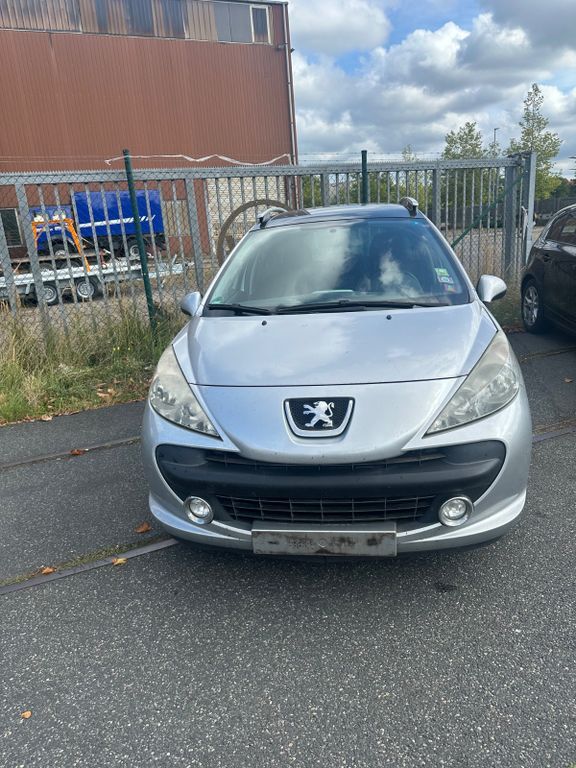 Peugeot 207 144.023 km 3.900 € Bremen 28239