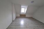 Dachgeschoßwohnung Emden - 3 Zimmer, 70 m&sup2;, 490&euro; | Angebot:26409042