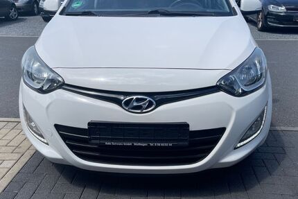Hyundai i20 71.000 km 5.999 &euro; Kassel 34123