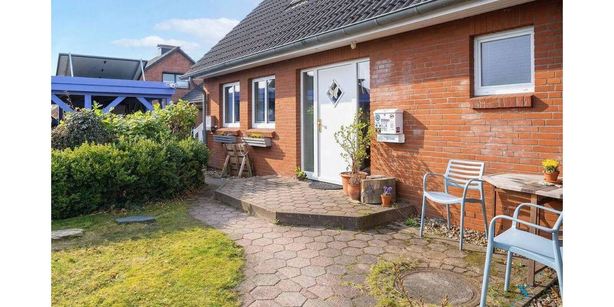 Mehrfamilienhaus, Wohnhaus Flensburg Weiche - 6 Zimmer, 255 m&sup2;, 399.000&euro; | Angebot:26202153