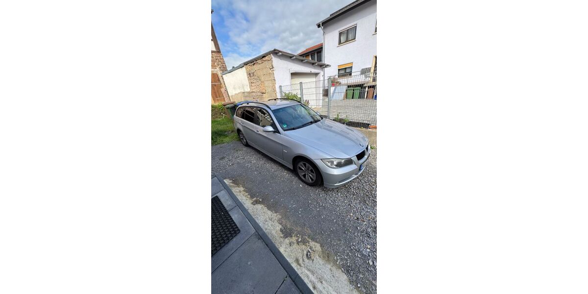 BMW 318 270.000 km 1.200 &euro; Helmstadt-Bargen 74921