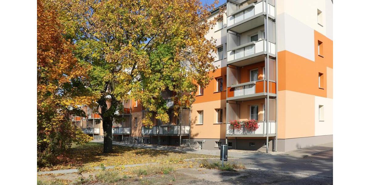 Dachgeschoßwohnung Dessau-Roßlau Dessau - 1 Zimmer, 28 m&sup2;, 225&euro; | Angebot:26445798