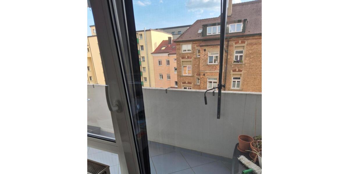 Etagenwohnung Neu-Ulm Ludwigsfeld - 1 Zimmer, 80 m&sup2;, 666&euro; | Angebot:26681375