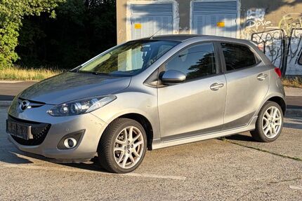 Mazda 2 108.000 km 4.990 &euro; Passau 94036
