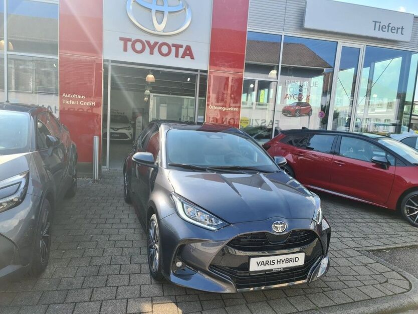 Toyota Yaris 1.300 km 28.980 € Lauchringen 79787