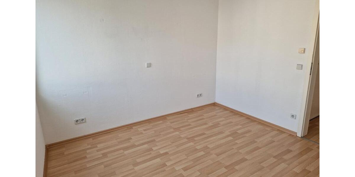 Etagenwohnung Magdeburg Brückfeld - 4 Zimmer, 83 m&sup2;, 166.000&euro; | Angebot:26374809