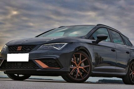 Seat Leon 83.500 km 25.690 &euro; Laichingen 89150