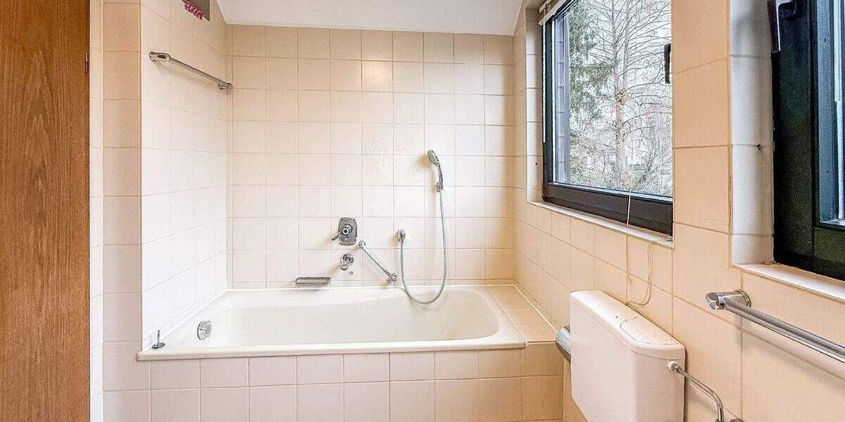 Einfamilienhaus Rösrath Kleineichen - 7 Zimmer, 167 m&sup2;, 845.000&euro; | Angebot:25142827