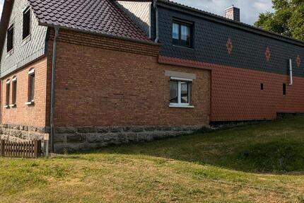 Wohnhaus für 2 Familien zu vermieten 9 zimmer