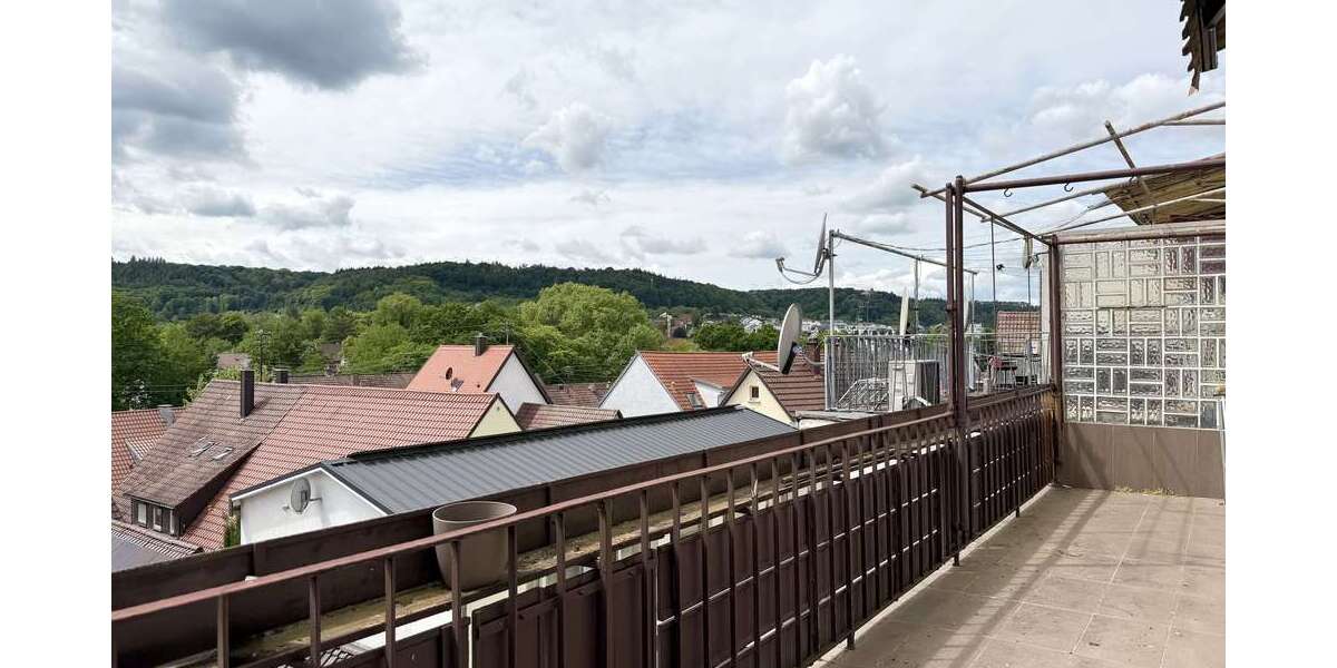 Einfamilienhaus Weinsberg - 11 Zimmer, 260 m&sup2;, 565.000&euro; | Angebot:26680650