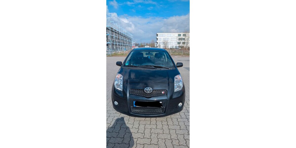 Toyota Yaris 146.722 km 3.000 &euro; Mannheim 68219