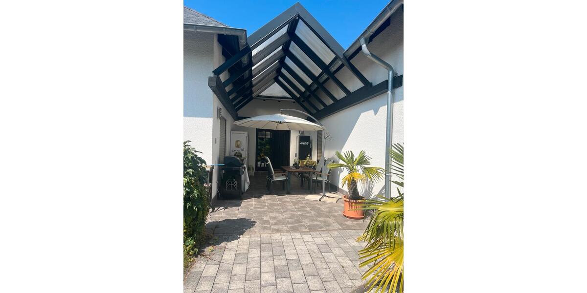 Villa Schwalbach - 8 Zimmer, 396 m&sup2;, 550.000&euro; | Angebot:27120414
