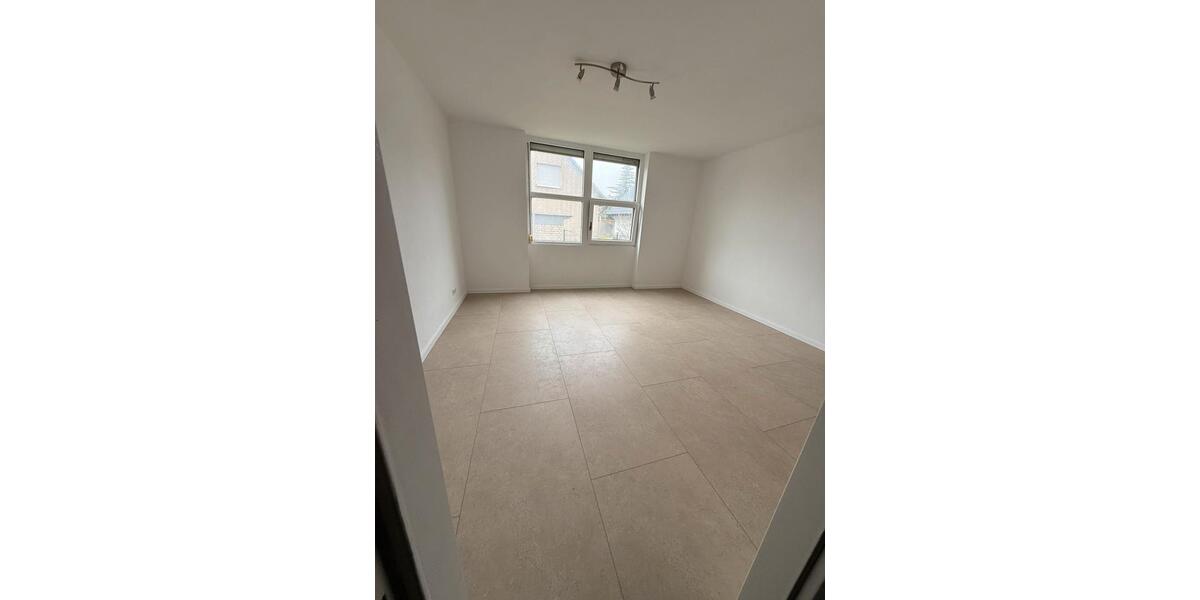 Erdgeschoßwohnung Sankt Augustin - 2 Zimmer, 80 m&sup2;, 1.290&euro; | Angebot:25017104