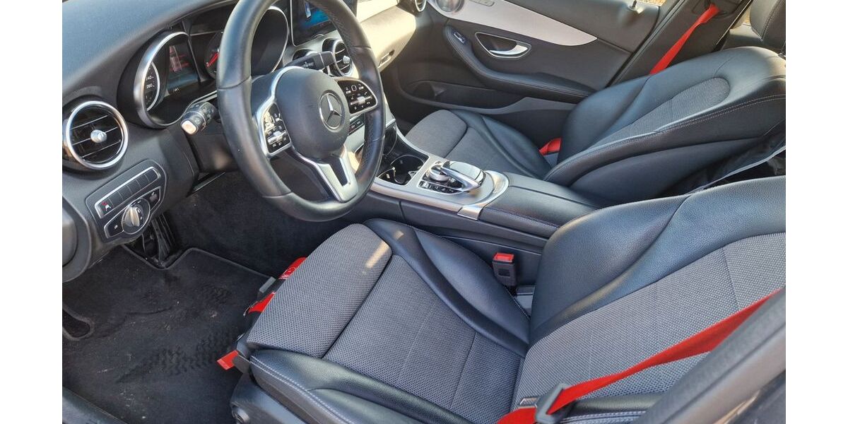 Mercedes-Benz C 300 194.000 km 16.999 &euro; Brunsbüttel 25541