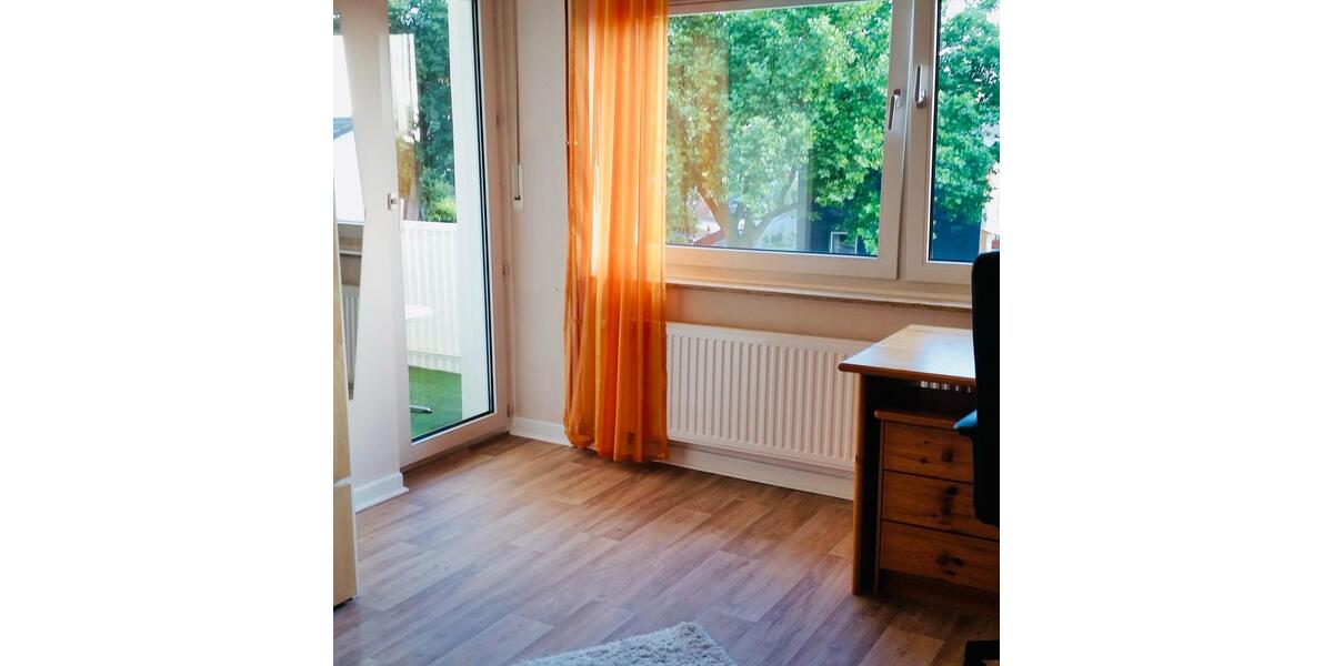 Reihenhaus Siegen Kaan-Marienborn - 6 Zimmer, 125 m&sup2;, 1.190&euro; | Angebot:26329599