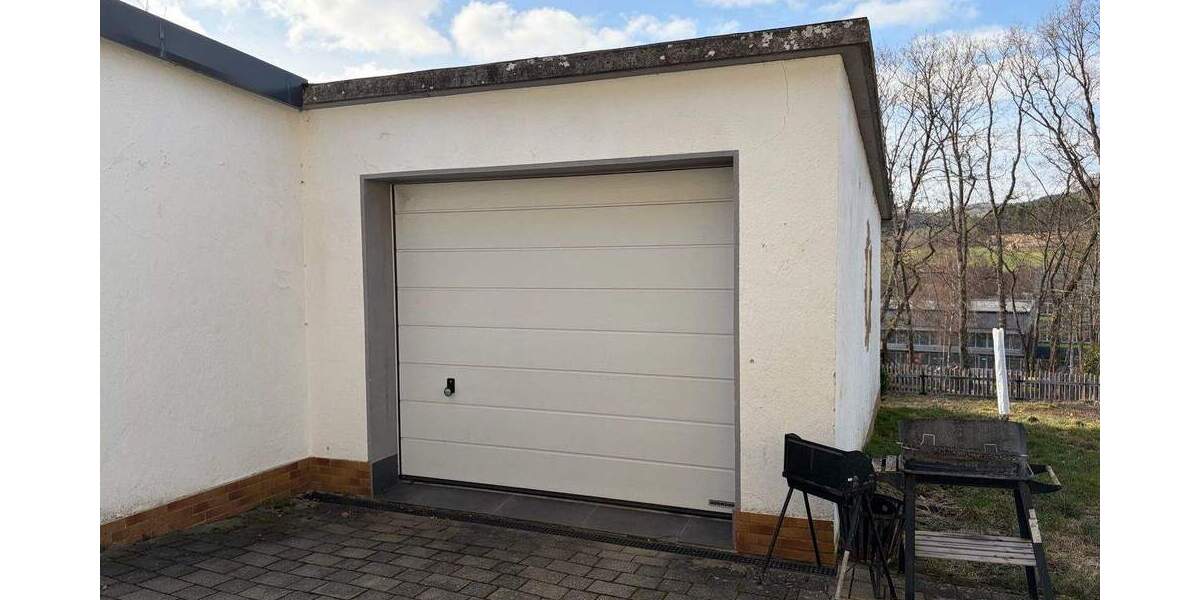 Doppelhaushälfte Bad Berleburg - 5 Zimmer, 135 m&sup2;, 189.000&euro; | Angebot:25938522