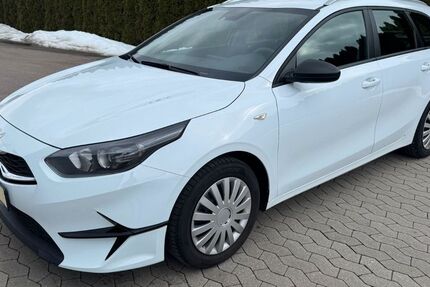 Kia ceed Sportswagon 62.000 km 15.490 &euro; Ansbach 91522