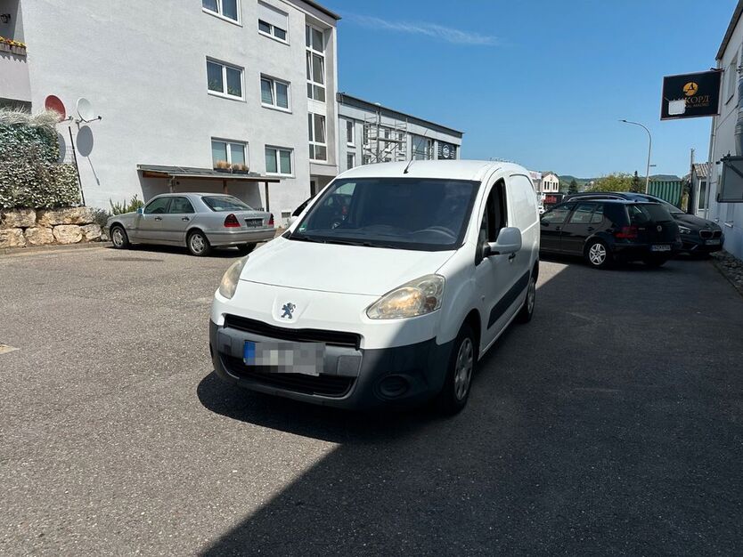Peugeot Partner 203.959 km 3.200 € Ilsfeld 74360