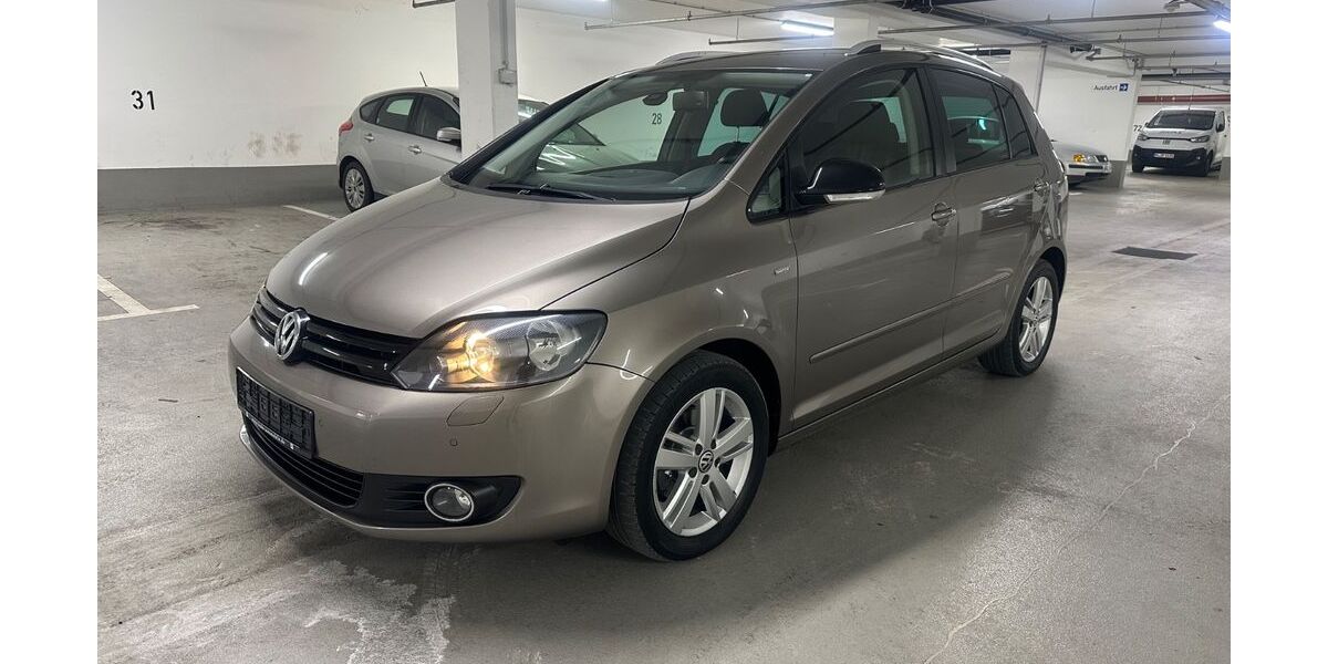 VW Golf 146.400 km 5.790 € München 81929