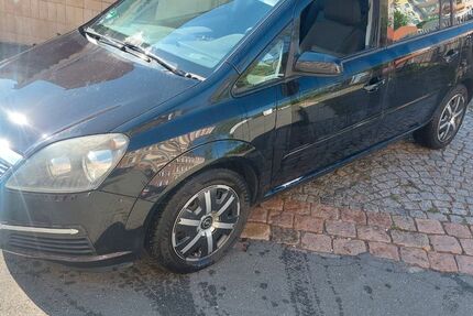 Opel Zafira 232.572 km 2.100 € Plauen 08523