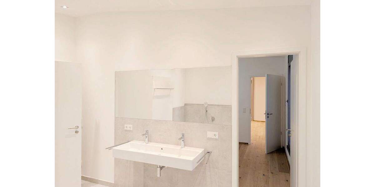 Moderne 3-Zimmer-Dachgeschoss-Wohnung mit Dachterrassen in der Gartenstadt-Trudering 3 zimmer