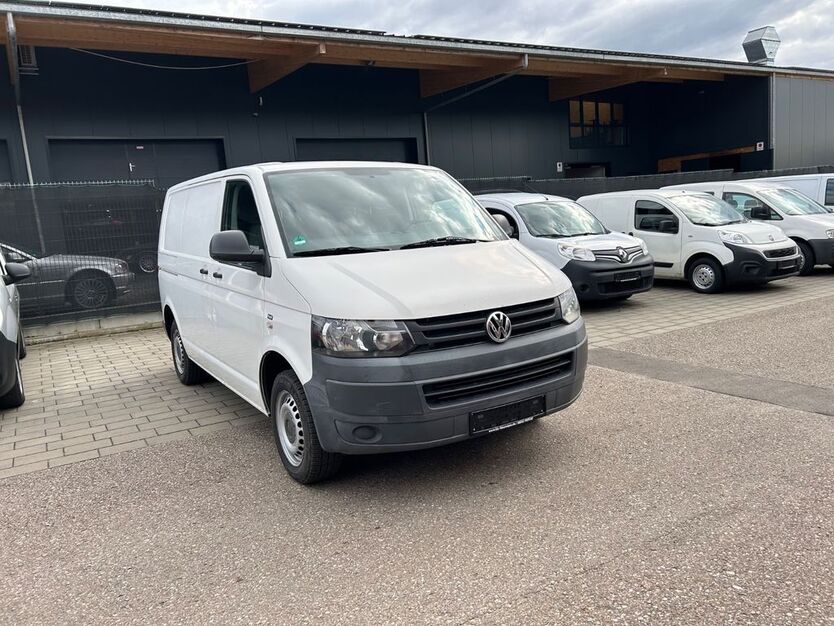 VW T5 Transporter 150.000 km 9.500 € Peutenhausen / Gachenbach 86565