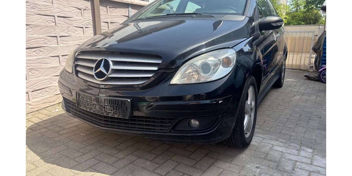Mercedes-Benz B 170 275.000 km 1.900 &euro; Römerberg 67354
