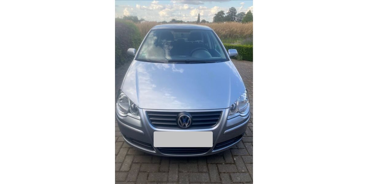 VW Polo 48.500 km 3.900 &euro; Hille 32479