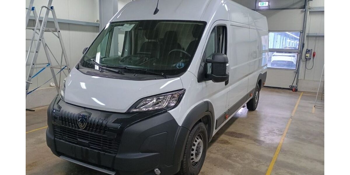 Peugeot Boxer 35.216 km 26.950 &euro; Paderborn 33106