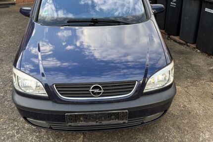 Opel Zafira 154.774 km 4.100 &euro; Büdingen 63654